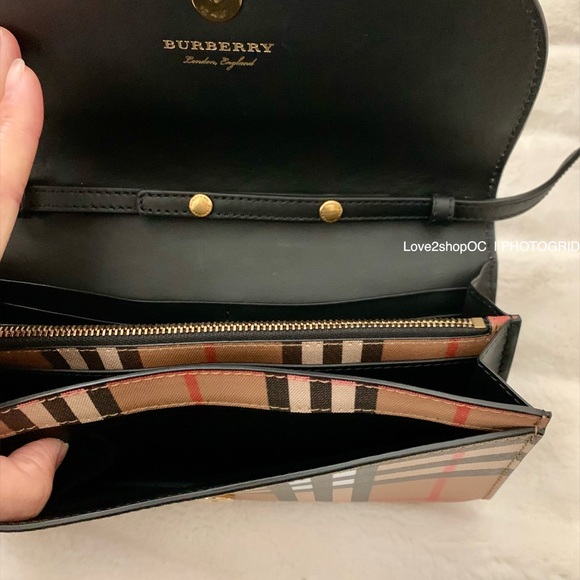 BURBERRY Detachable Strap Check Leather Wallet - Picture 10 of 15